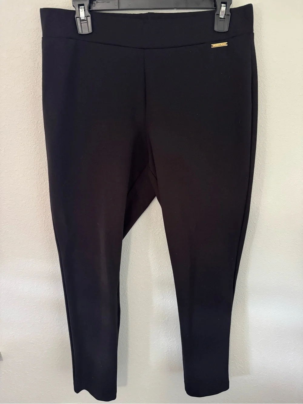 Michael Kors Black Pull-On Cropped Ponte Pants